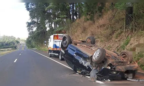 Idoso fica ferido em capotamento na PR-445, em Mauá da Serra