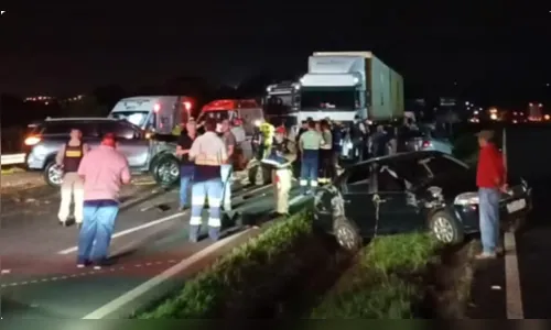 Casal morre após carroça ser atingida por veículo em acidente no PR