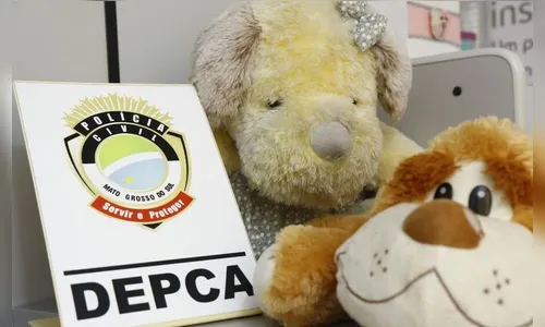 Professora suspeita de estuprar criança de 4 anos é investigada