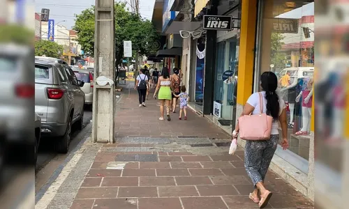 Comércio de Arapongas terá atendimento especial na sexta e no sábado