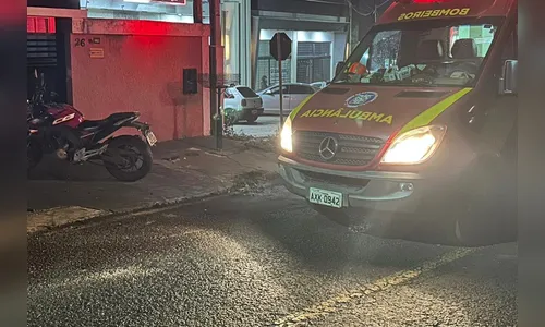 Jovem sai ferida em colisão com carro que fugiu do local em Apucarana