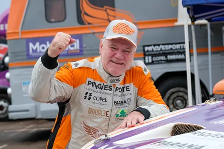 O piloto apucaranense Otávio Enz