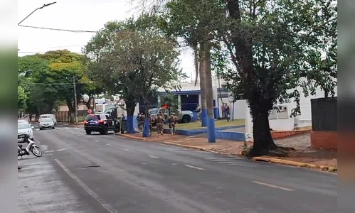Operação bate-grade é realizada na Cadeia Pública de Apucarana