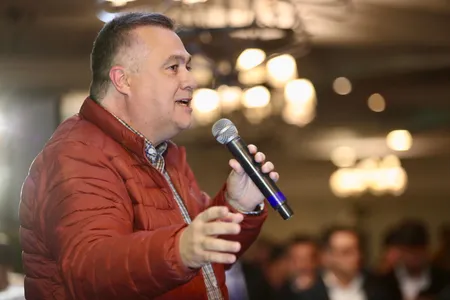 Secretario de Estado da Saúde, Beto Preto