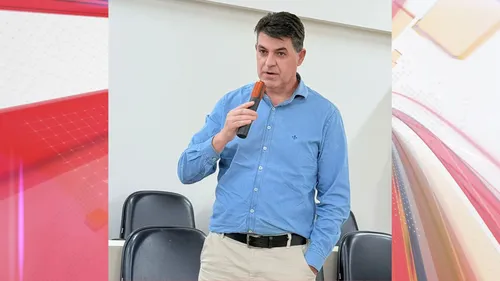 Secretário municipal de Educação, Lino Batista de Oliveira