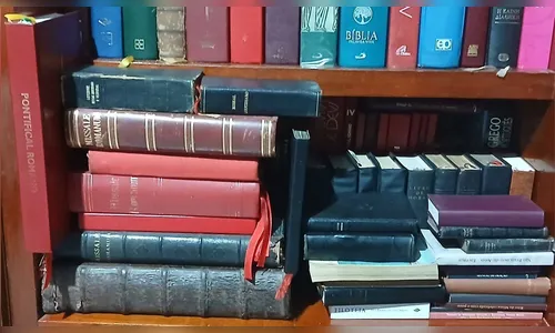 Igreja celebra São Miguel com missa, quermesse e exposição de bíblias