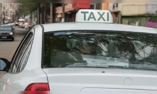 PM flagra passageiro de táxi com drogas em São João do Ivaí