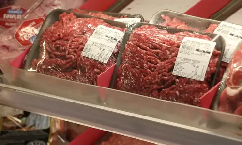 Ladrões são presos após furto de carnes em supermercado de Arapongas