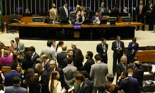 Câmara aprova ampliação gradual da licença-paternidade