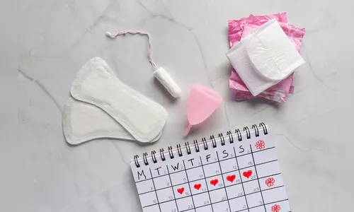 Câmara aprova licença menstrual de até 2 dias para trabalhadoras