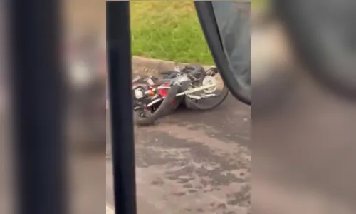 Adolescente morre após batida entre moto e Fiorino na BR-373