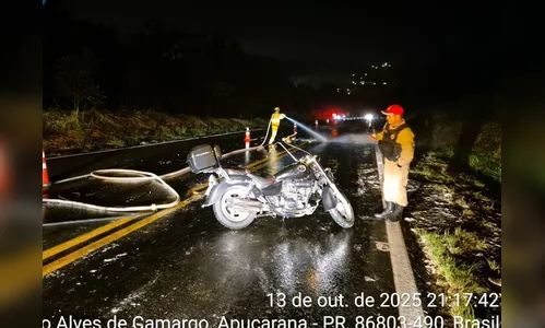 Mulher se fere após moto deslizar sobre dejetos na PR-170 em Apucarana