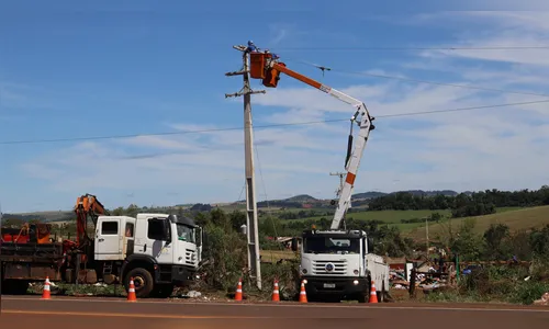 Copel trabalha para restabelecer energia neste domingo no Paraná