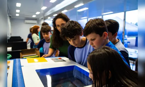 Carreta na Inovação oferece atividades gratuitas em Faxinal