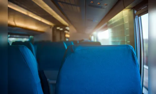 Ônibus é parado por falsos policiais com armas longas em Bom Sucesso