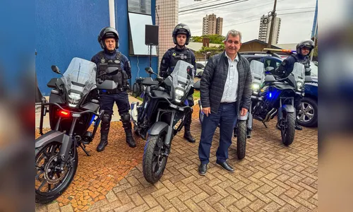 Bazana entrega motocicletas para reforçar a segurança de Arapongas