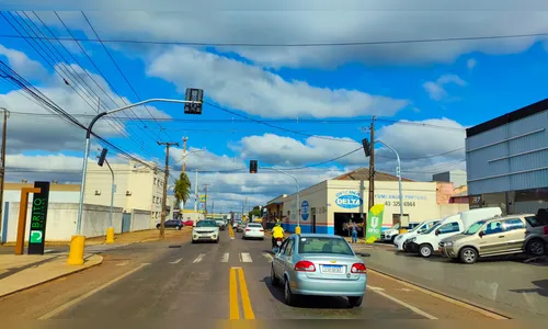 Interdição da PR-444 muda tempo dos semáforos na Av. Maracanã