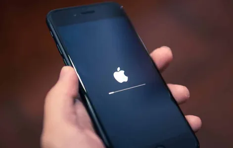 Formatação de iphone termina em suspeita de desvio de dinheiro