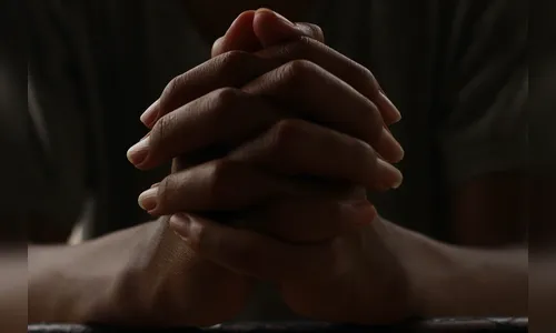 'Falsos pastores' usam oração para dar golpe em moradora de Apucarana