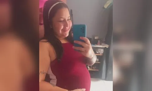 Homem mata grávida a facadas e impede socorro no PR