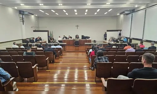 Empresário que matou homem que olhou por muro é condenado a 19 anos de prisão no PR