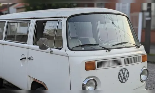 Kombi furtada em Faxinal na madrugada é achada horas depois pela PM