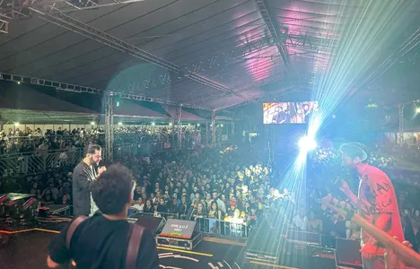 Mesmo com temporal, abertura da Expocam 2025 reúne grande público