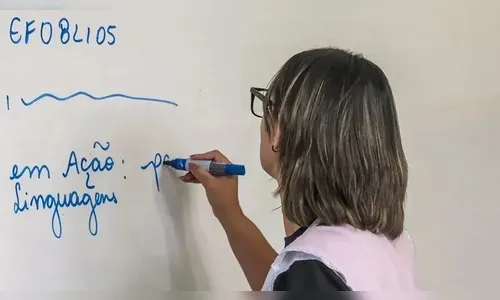 Professores terão cartão de crédito com anuidade zero