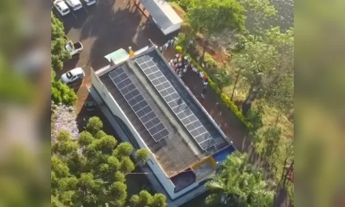 Apucarana inaugura sete usinas fotovoltaicas em prédios públicos