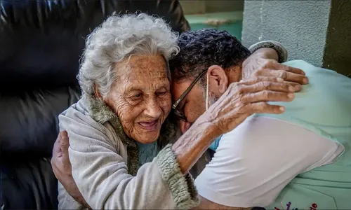 Redação do Enem 2025 aborda as perspectivas para o envelhecimento