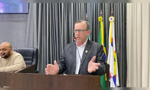 Câmara de Apucarana empossa Luciano Facchiano novamente como vereador