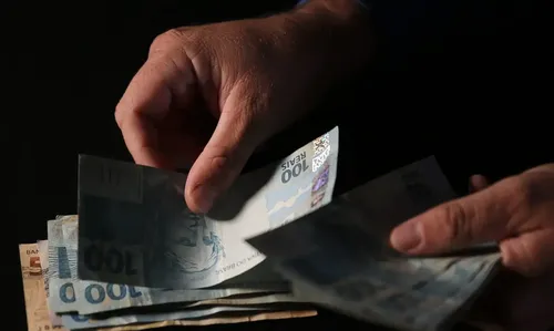 Vítima caiu em golpe em Califórnia