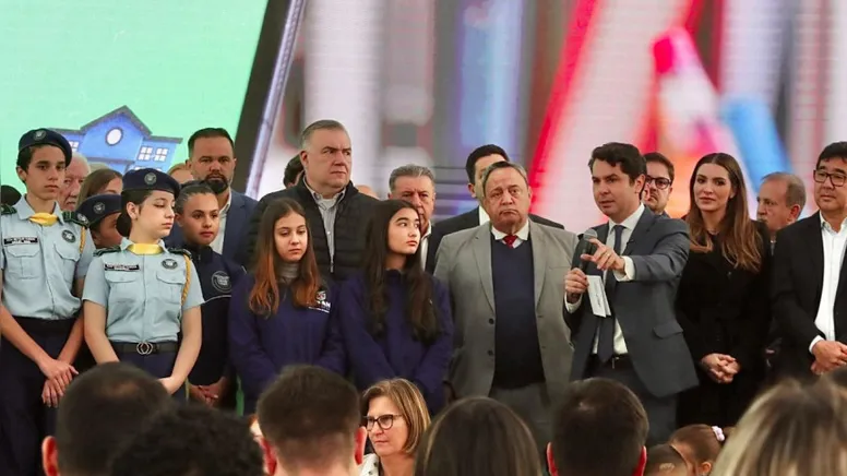 O anúncio foi feito pelo presidente da Casa