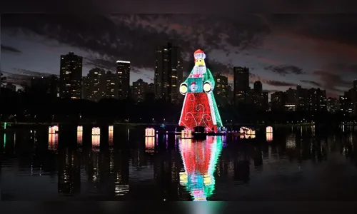 Guinness reconhece Papai Noel de Londrina (PR) como o maior do mundo