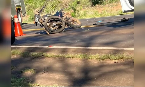 Motociclista tem braço amputado após acidente na PR-272 em Faxinal