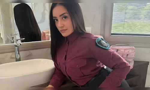 Policial é afastada após vídeo adulto vestida com farda viralizar