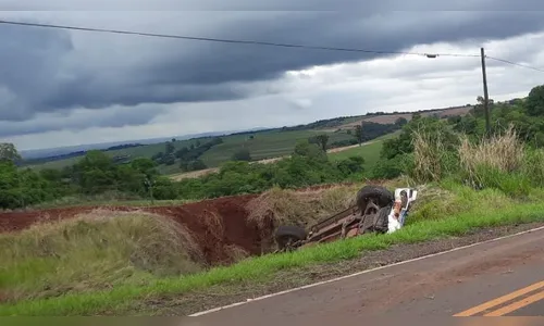 Motorista fica ferido em acidente na PR-170 em Borrazópolis