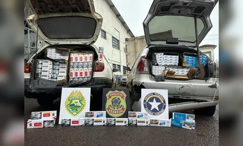 PF apreende veículos com cigarros contrabandeados após perseguição
