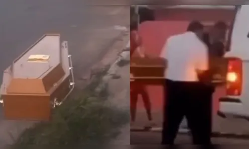 Caixão cai de carro funerário e choca população; veja vídeo