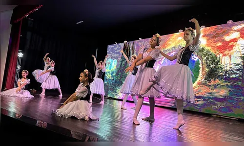 Centro Cultural encerra ano letivo da oficina de dança em Ivaiporã