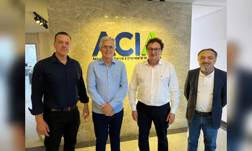Crea-PR e Acia reforçam parceria em reunião em Apucarana