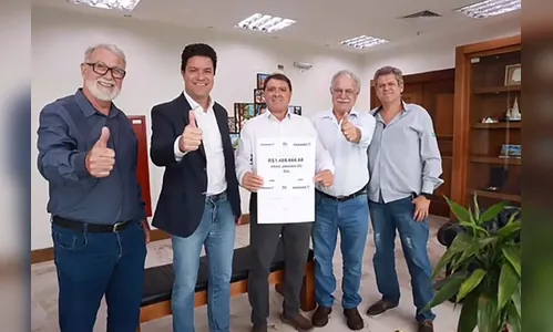 Jandaia do Sul garante R$ 1,3 milhões em novos caminhões de lixo