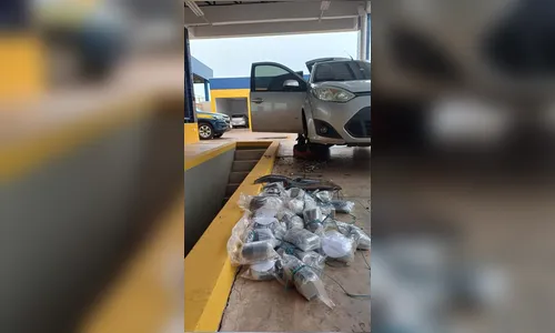 Droga em fundo falso de carro é apreendida na divisa entre PR e MS