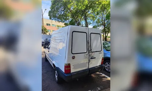 PM recupera Fiorino furtada de fábrica de vestuário em Apucarana