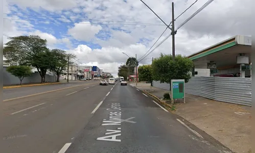 Pitbull é furtado após criminosos cortarem grade de posto em Apucarana