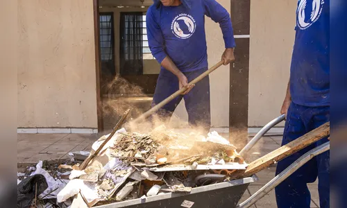 Governo do PR aumenta presos trabalhando na reconstrução de Rio Bonito