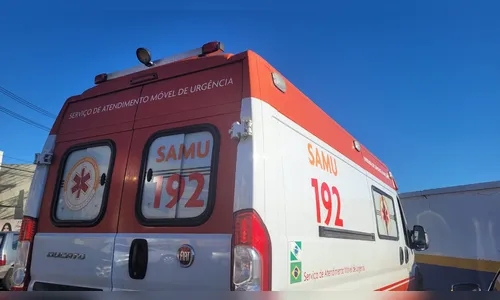 Idoso cai de telhado enquanto fazia limpeza de calha em Apucarana