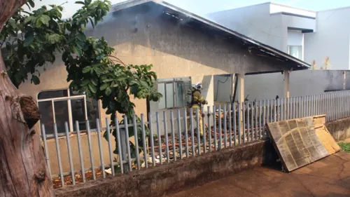 Incêndio ocorreu há uma semana / Foto: Paraná Centro