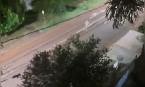 Casa abandonada vira ponto de sexo e confusão em cidade do PR; veja