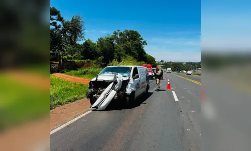 Motorista passa mal ao volante e causa colisão na PR-444, em Arapongas